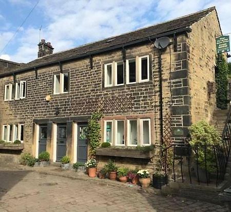 Over The Bridge Guest House Ripponden Exterior photo